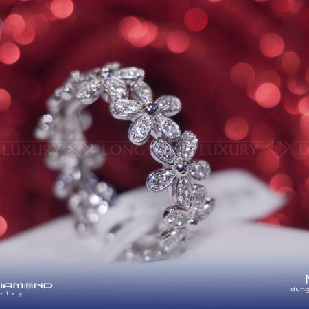 Nhẫn họa tiết hoa 5 cánh basic đính kim cương N1477.9