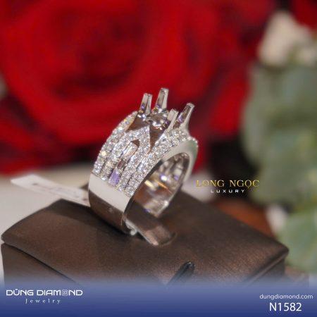 Nhẫn nam đính KC N1582