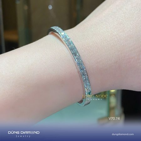 Vòng tay nữ đính KC V70.74